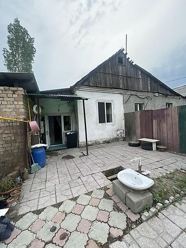 комнаты иссык: Продается полдома, 3 комната Участок 3 Соток Бишкек *свердловский — 10