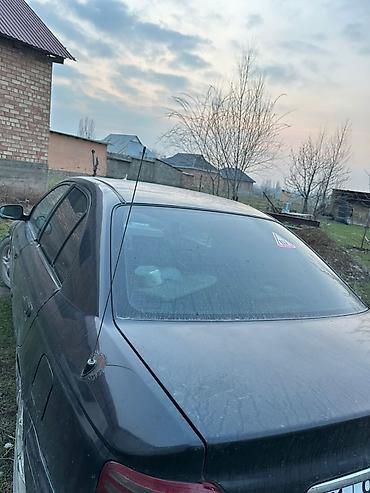 кожаная: Honda Accord: 2000 г., 2 л, Механика, Бензин, Седан — 10
