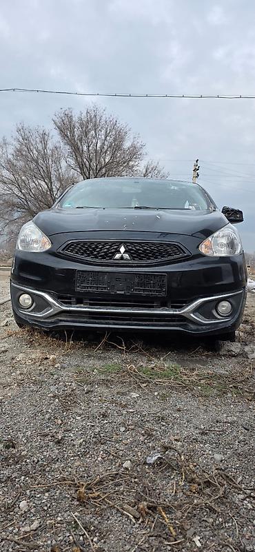 Mitsubishi: Mitsubishi Space Star: 2017 г., 1 л, Механика, Бензин, Хэтчбэк — 1