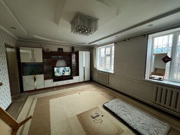 дом айрапорт манас: 50 м², 4 комнаты, Утепленный, Бронированные двери, Парковка