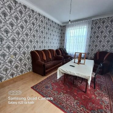1 otaqli podmayak menziller: Gəncə şəhəri, Asan Xidmətin arxasında yerləşən 2 mərtəbəli binanın