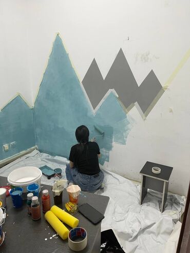 Другие услуги: Оформление декорации стен, разрисовки окон, Группа художников — 15