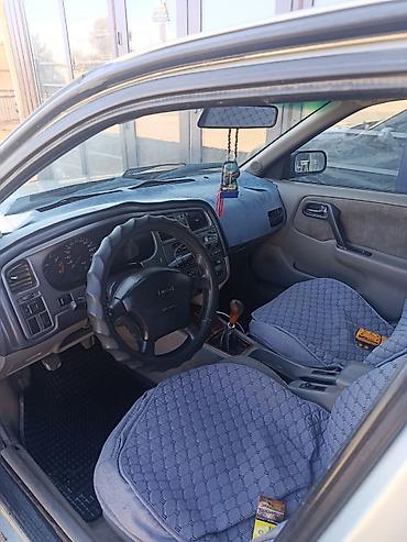 Nissan Primera: 2000 г., 1.8 л, Кол менен иштөөчү, Бензин, Седан — 5