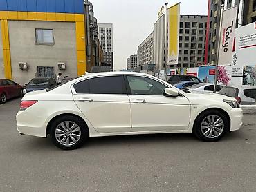 100: Honda Accord: 2010 г., 2.4 л, Автомат, Бензин, Седан — 5