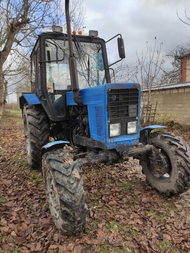 Nəqliyyat: İli 1982ciildi turbo di traktor hec bir prablemide yoxdu qiymet