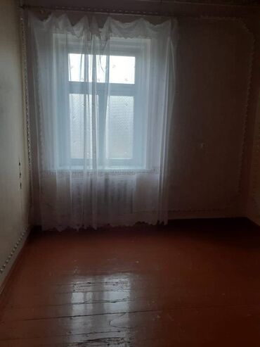 Həyət evləri və villaların satışı: Yevlax şəhərində, 3 saylı məktəbin arxasında 2 mərtəbəli həyət evi — 3