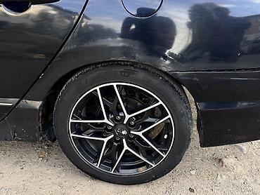 Honda: Honda Civic: 2008 г., 1.3 л, Вариатор, Бензин, Седан — 8