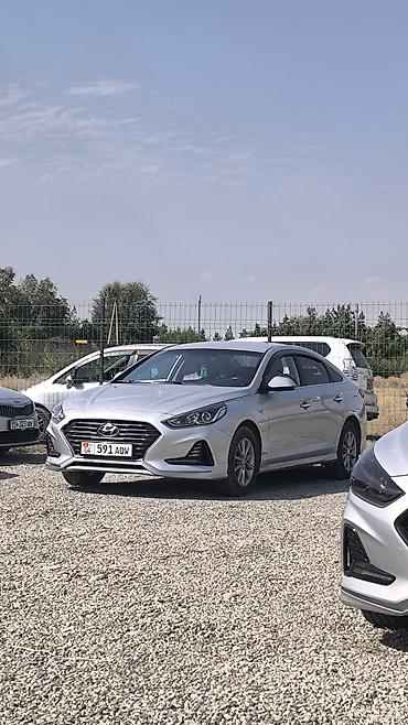 Hyundai Sonata: 2018 г., Седан