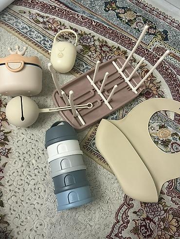 Товары для новорождённых: Набор аксессуаров для кормления и ухода за малышом: - Силиконовый — 1