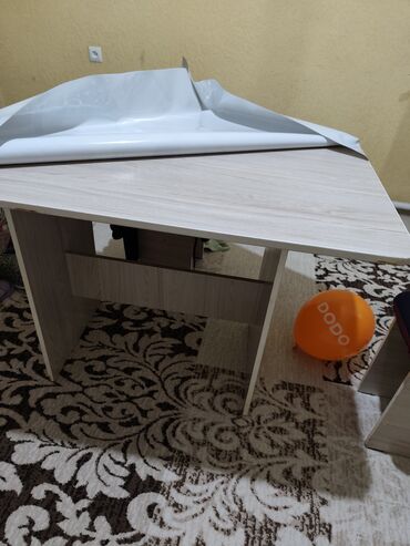чехлы на мягкую мебель бишкек: Столь стулдары менен 3 стулу бар состаяна жакшы срочно