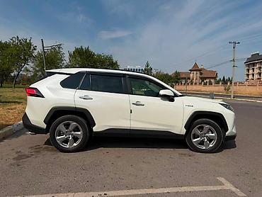 Продажа авто: Toyota RAV4: 2021 г., 2.5 л, Вариатор, Гибрид, Кроссовер — 5