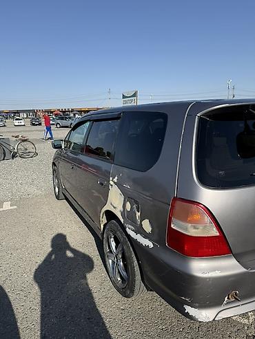 бампер surf: Honda Odyssey: 2000 г., 2.3 л, Автомат, Бензин, Универсал — 6