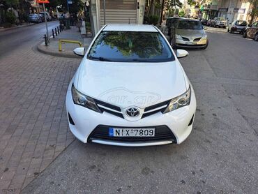 Οχήματα: Toyota Auris: 1.4 l. | 2015 έ. Πολυμορφικό