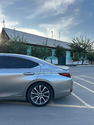 шины лексус 470: Lexus ES: 2021 г., Гибрид, Седан — 4