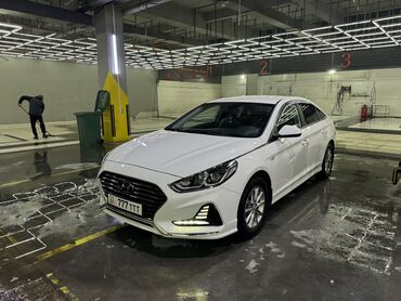 Hyundai: Hyundai Sonata: 2018 г., 2 л, Автомат, Газ, Седан