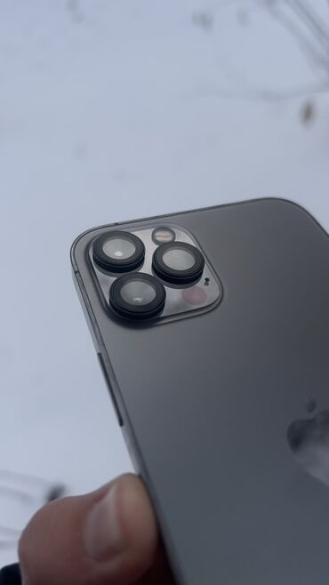 Apple iPhone: IPhone 12 Pro, Б/у, 256 ГБ, Графит, Защитное стекло, Чехол, 78 % — 2