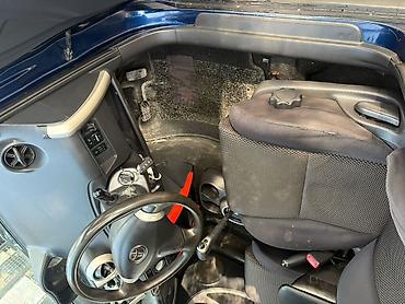 ist: Toyota Ist: 2003 г., 1.5 л, Автомат, Бензин, Хэтчбэк — 8