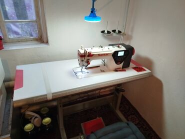 швейных машин и оверлоков: Швейная машина Распошивальная машина, Швейно-вышивальная, Автомат