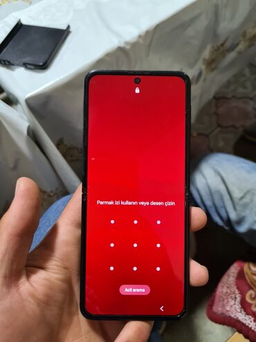 Samsung: Samsung Z Flip, 128 GB, rəng - Qara, Barmaq izi