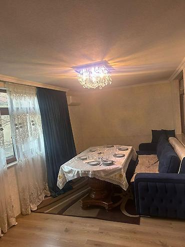 binə ev satisi: Avtovagzal metrosunun yax 5 mertebeli binanin 1 ci merteebsinde 3 — 7