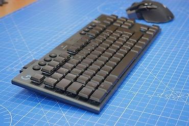 logitech mx: Клавиатура — 3