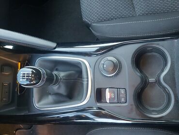 Renault: Renault : 1.6 l | 2016 г. 163000 km Crossover — 4