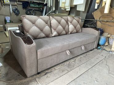 Угловые диваны: Диван мустанг с подушкой. Новый раздвижной диван. Размеры: с наружи — 7