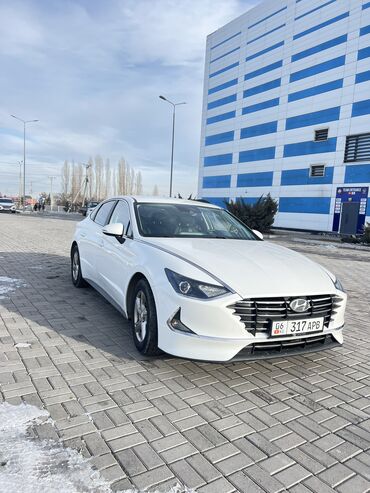 тарта авенсис: Hyundai Sonata: 2019 г., 2 л, Автомат, Газ, Седан