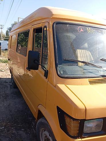 рул: Mercedes-Benz Спринтер: 1991 г., 2.3 л, Кол менен иштөөчү, Дизель, Van — 2