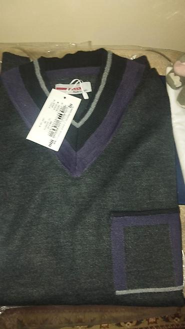 sviterlər: Kişi sviteri Brend "Prada" - Model: V yaxalı klassik sviter - Rəng — 2