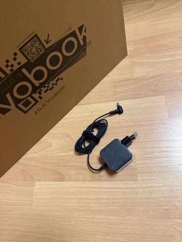 ASUS: ASUS VivoBook noutbuku satılır . Ela vəziyyətdədir, heç bir problemi — 6