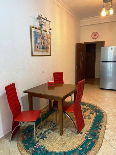 Mənzil kirayələyirəm: 4 otaqlı, 184 kv. m — 11