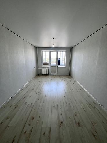 58: 🏡 Продаётся уютная 3-комнатная квартира в 8-м микрорайоне! 📍 Отличное — 6