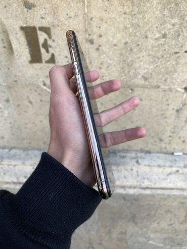 Apple iPhone: IPhone Xs Max, 64 GB, Qızılı, Zəmanət, Simsiz şarj, Face ID — 10