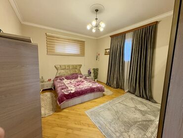 Mağazalar: Bileceride, Ploşad adlanan erazide Yahya Hüseynov küçesi 2 mertebeli — 26