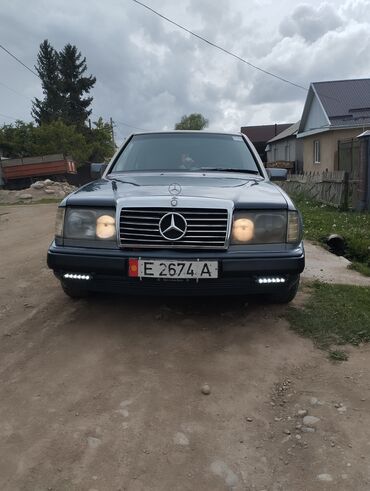 кабан мерседес: Mercedes-Benz W124: 1990 г., 2 л, Механика, Бензин, Седан