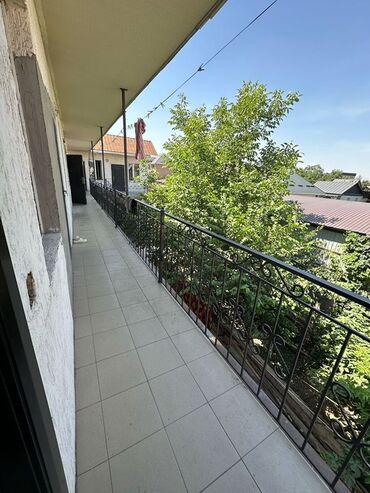 аренда дом ош: 60 м², 2 комнаты, Бронированные двери, Парковка
