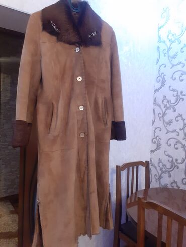 palto qadın üçün: Palto rəng - Qəhvəyi