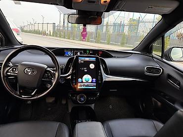 crown athlete: Toyota Prius: 2020 г., 1.8 л, Робот, Гибрид, Хэтчбэк — 10