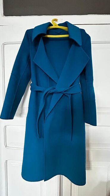 Пиджаки: Qadınlar üçün şıq palto – mavi/teal rəngdə Ölçü: S - Model: Kəmərli