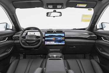 Dongfeng: Dongfeng : 2026 г., Автомат, Электромобиль, Кроссовер — 5