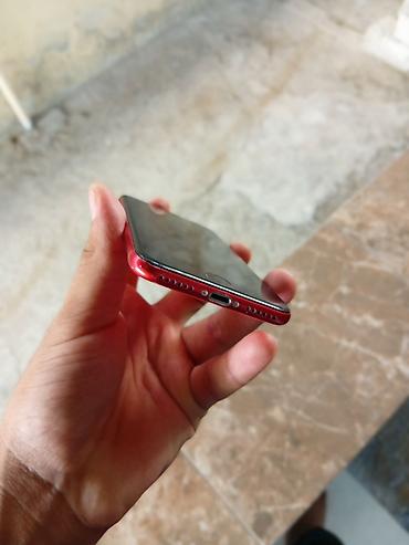 iphone 12 pro dubay: IPhone SE 2020, Qırmızı, Simsiz şarj — 2