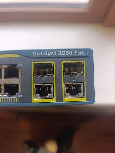 hp notbuk: Cisco 2960 48TC-L switch satıram. Çox az işlənib, tam işlək — 2