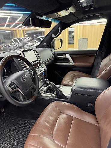 Toyota: Toyota Land Cruiser: 2019 г., 5.7 л, Автомат, Бензин, Внедорожник — 10