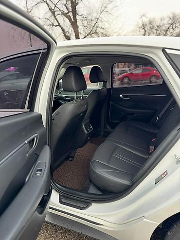 Hyundai: Hyundai Sonata: 2019 г., 2 л, Автомат, Газ, Седан — 8