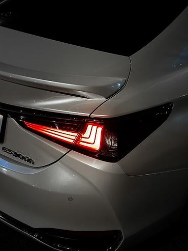 Lexus: Lexus ES: 2020 г., 2.5 л, Вариатор, Гибрид, Седан — 9