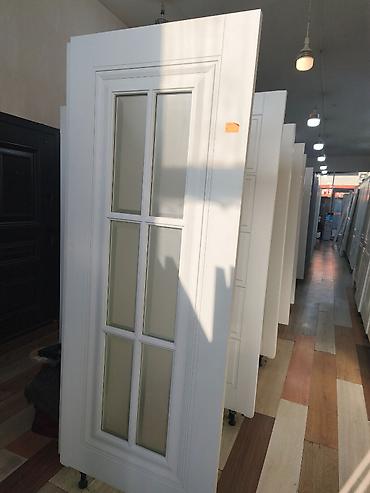 Ağ rəngli interyer qapısı - Klassik dizayn: dərin perimetral at lalafo.az Ağ rəngli interyer qapısı - Klassik dizayn: dərin perimetral