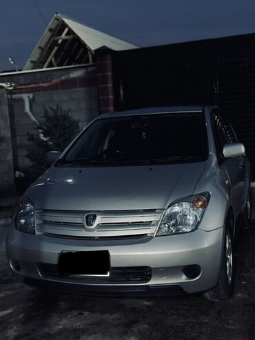 фит с выкупом: Toyota ist: 2003 г., 1.3 л, Автомат, Бензин, Универсал