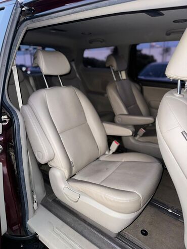 Kia: Kia Carnival: 2019 г., 2.2 л, Дизель, Минивэн — 15