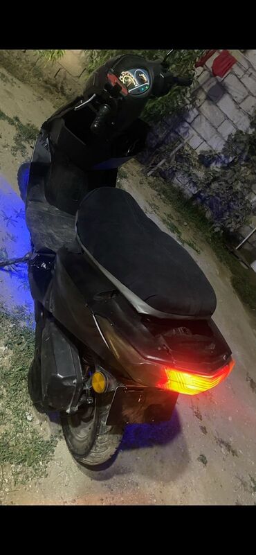250 cc motosiklet: - YAMAHA, 110 sm3, 2019 il, 12300 km